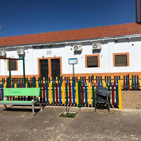 Apartamentos El Silo Torremocha Eksteriør billede